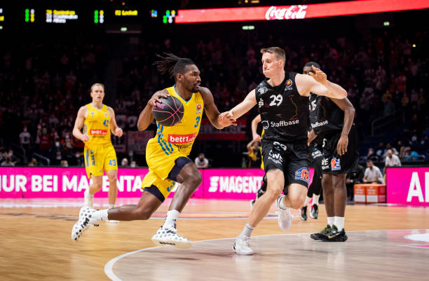 这场比赛成 这场比赛成