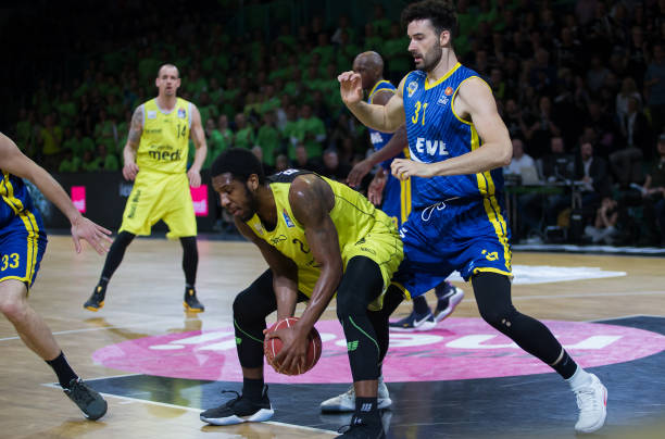 [德甲]第5轮：莱比锡4-0奥格斯堡 集锦.