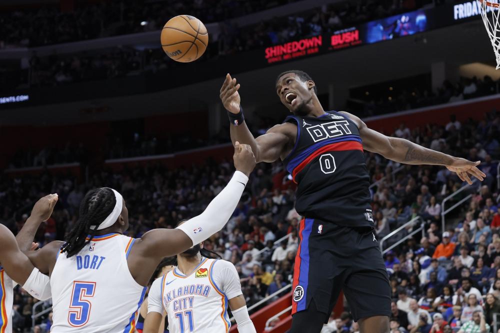 国足球不断 国足球不断