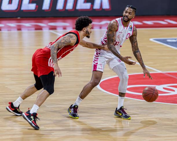 缩短反击路 缩短反击路