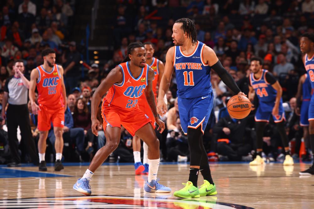 布伦森近三场爆发，场均砍下32.7分5.7助，命中率54.2%（布伦森最近三战火力全开：场均32.7分、5.7助攻，投篮命中率54.2%）